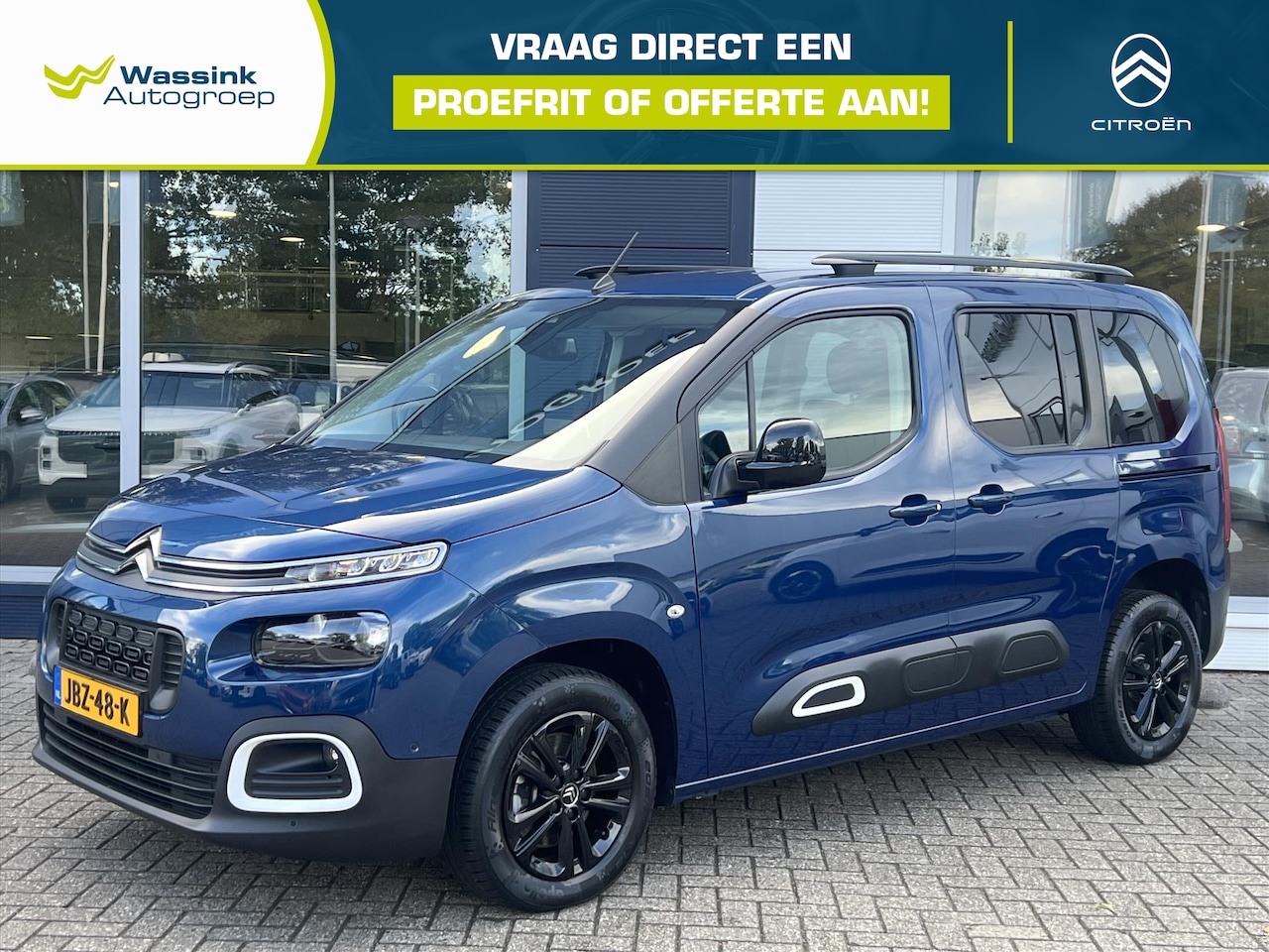 Citroën Berlingo - 1.2 Shine 130pk Automaat | Navigatie | Airconditioning | Parkeer hulp voor en achter | 16" - AutoWereld.nl