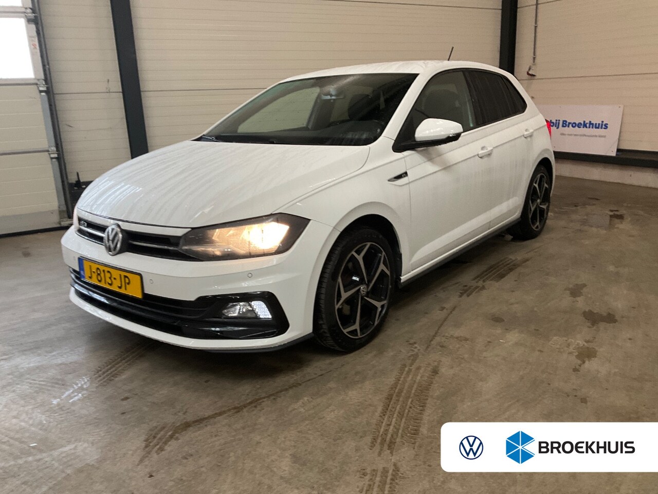 Volkswagen Polo - 1.5 TSI 150 pk Highline Business R 7-DSG | Achteruitrijcamera | Airco (automatisch) | Crui - AutoWereld.nl