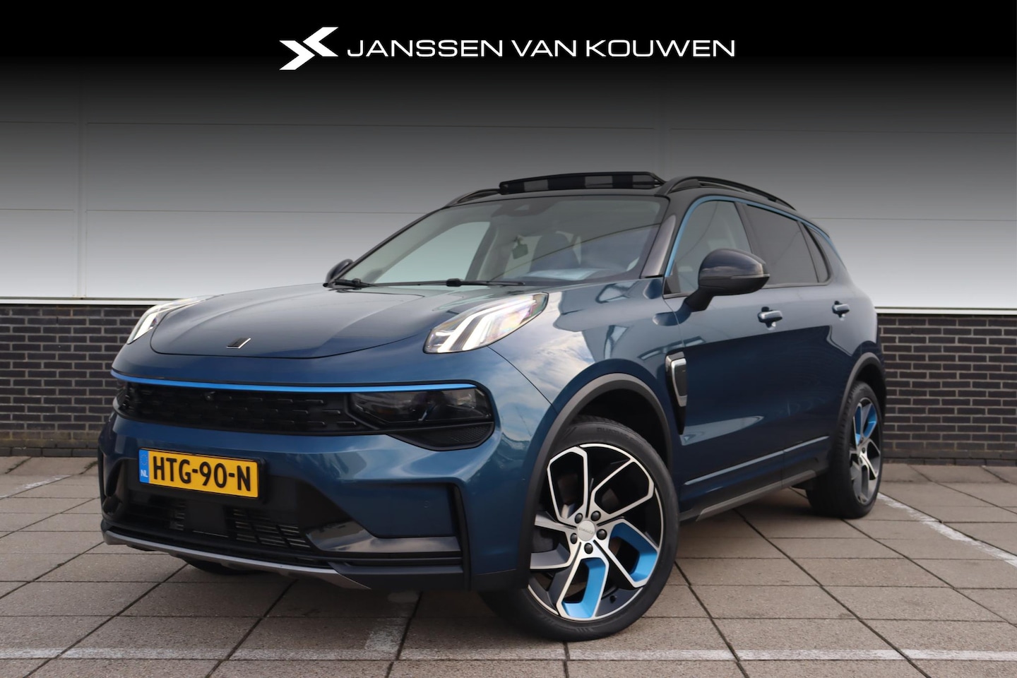 Lynk & Co 01 - 1.5 PHEV Panoramadak Stoelverwarming - AutoWereld.nl