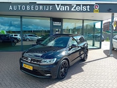 Volkswagen Tiguan - 1.5 TSI ACT Comfortline Business R, Automaat, Zeer mooie auto incl. Panorama schuif kantel