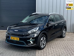 Kia e-Niro - DynamicLine 64 kWh|FASE 3|SOH 100%|CAMERA|LEDER|1EIG|DEALER OND|ADAPT. CRUISE CTRL|LANE AS