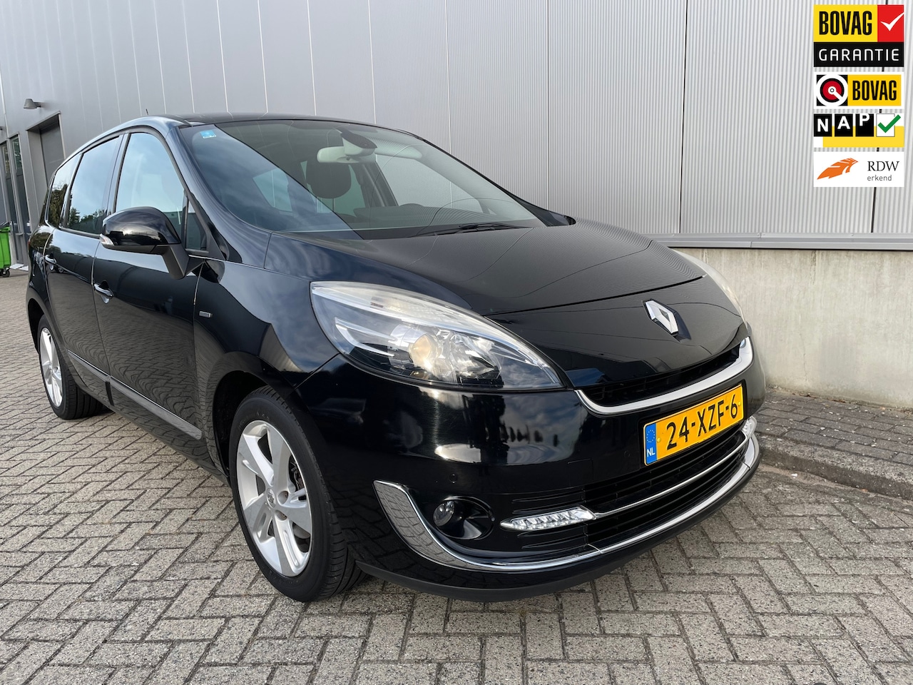 Renault Grand Scénic - 1.2 TCe Bose / Camera / Navigatie - AutoWereld.nl