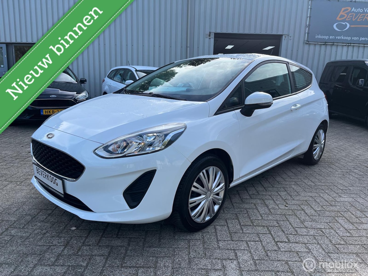 Ford Fiesta - 1.1 BLACK&WHITE EDITION 12 M GARANTIE - AutoWereld.nl