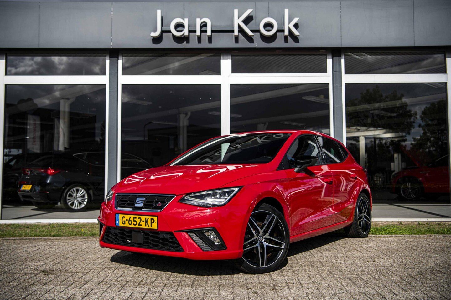 SEAT Ibiza - 1.0 TSI FR Business Intense | Full LED | Full Link | Navigatie - AutoWereld.nl