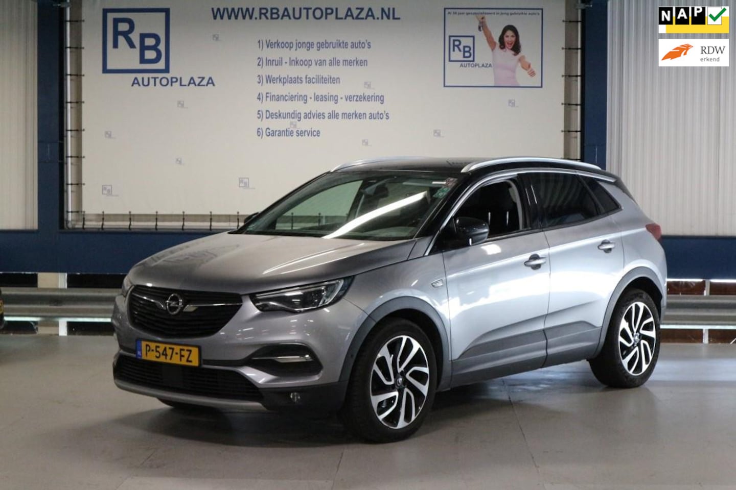 Opel Grandland X - 1.2 Turbo Innovation / VOL IN DE OPTIES ! ! ! - AutoWereld.nl