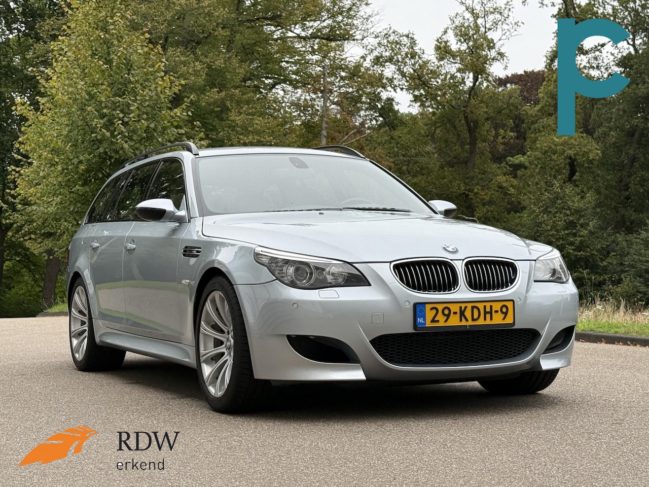 BMW 5-serie Touring - M5 V10 volleder dashboard trekhaak Silverstone II int + ext - AutoWereld.nl