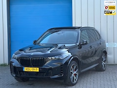 BMW X5 - XDrive50e M STOELEN SKYLOUNGE PANO MASSAGE TREKHAAK