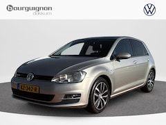 Volkswagen Golf - 1.0 TSI Comfortline | 115 pk | Navi | Clima | Trekhaak |