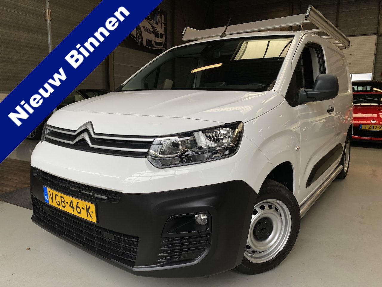 Citroën Berlingo - 1.6 BlueHDI Club Carplay, Cruise, 3 Pers - AutoWereld.nl