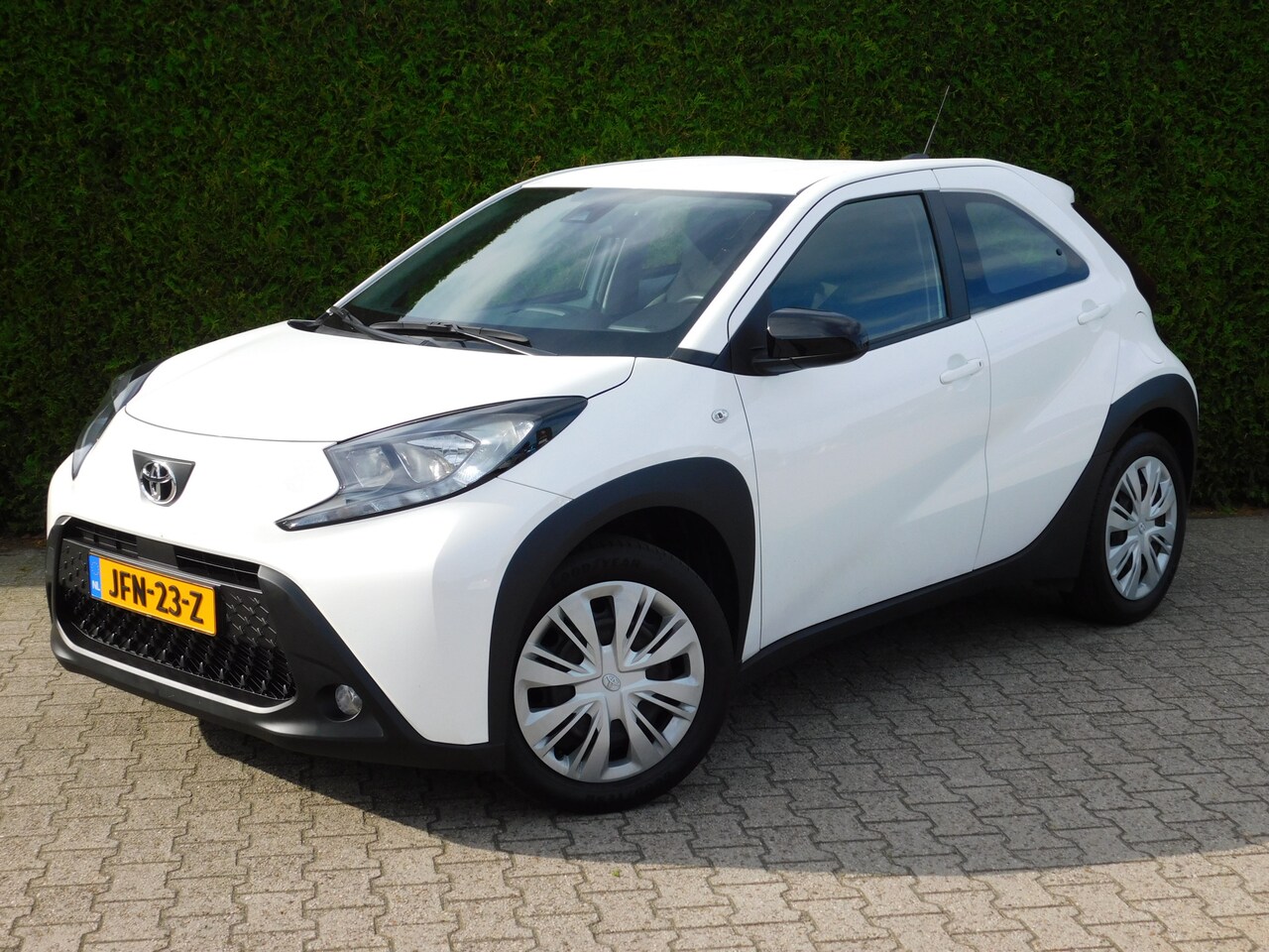 Toyota Aygo X - 1.0 VVT-i MT play 1.0 VVT-i MT Play, ACC, Camera, stoelverw. - AutoWereld.nl