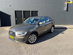 Audi Q3 - 1.4 TFSI CoD Design Pro Line Plus Automaat Trekhaak