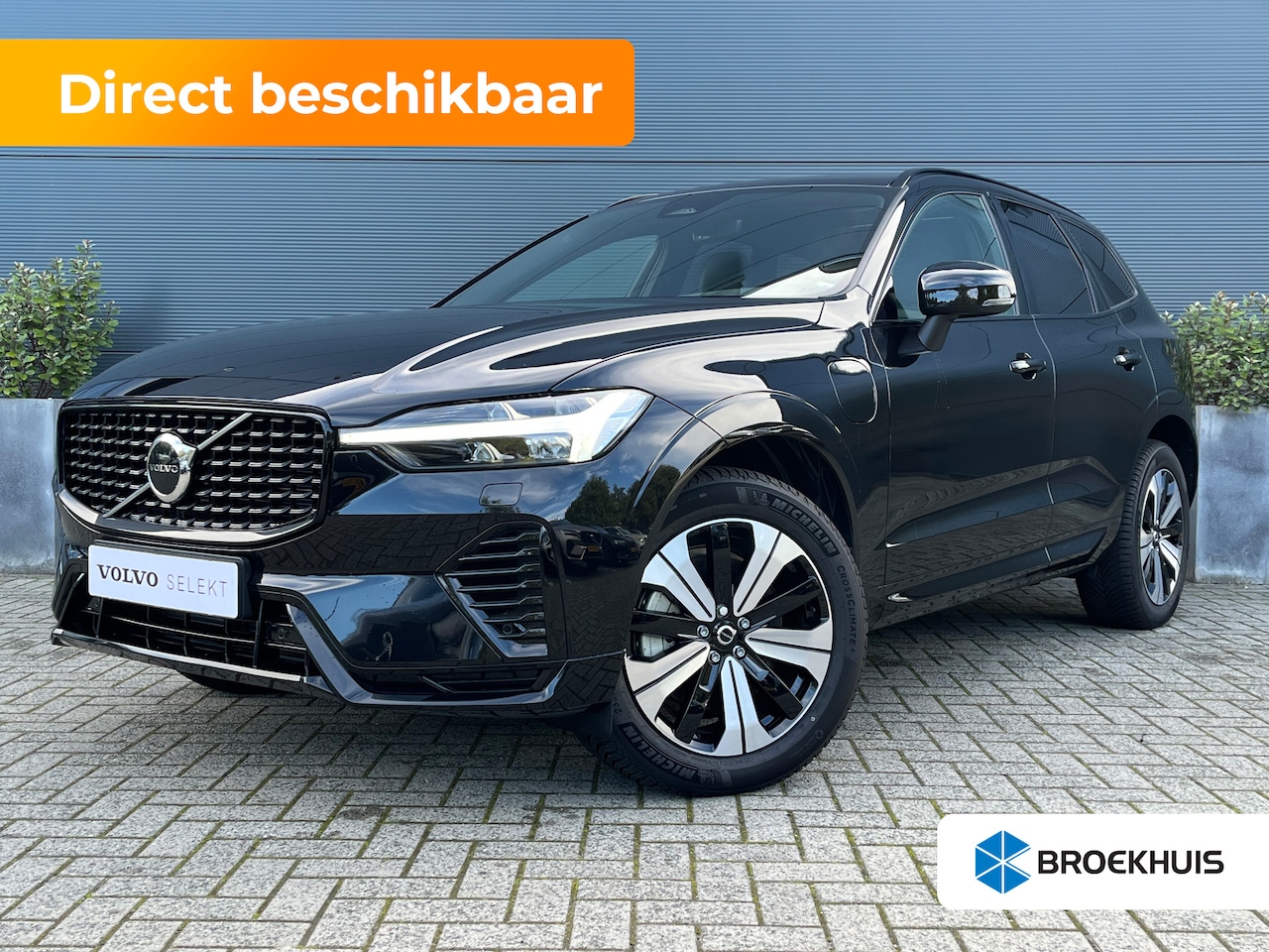 Volvo XC60 - T6 Plug-in Plus Dark Long Range | Achteruitrijcamera | Apple Carplay/Android Auto|telefoon - AutoWereld.nl