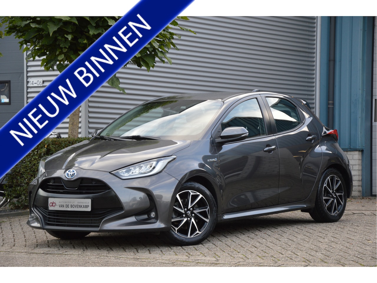 Toyota Yaris - 1.5 Hybrid Dynamic LED | CLIMA | CAMERA | HEAD UP - AutoWereld.nl