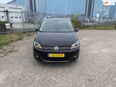 Volkswagen Touran - 1.6 TDI Highline BlueMotion AUTOMAAT