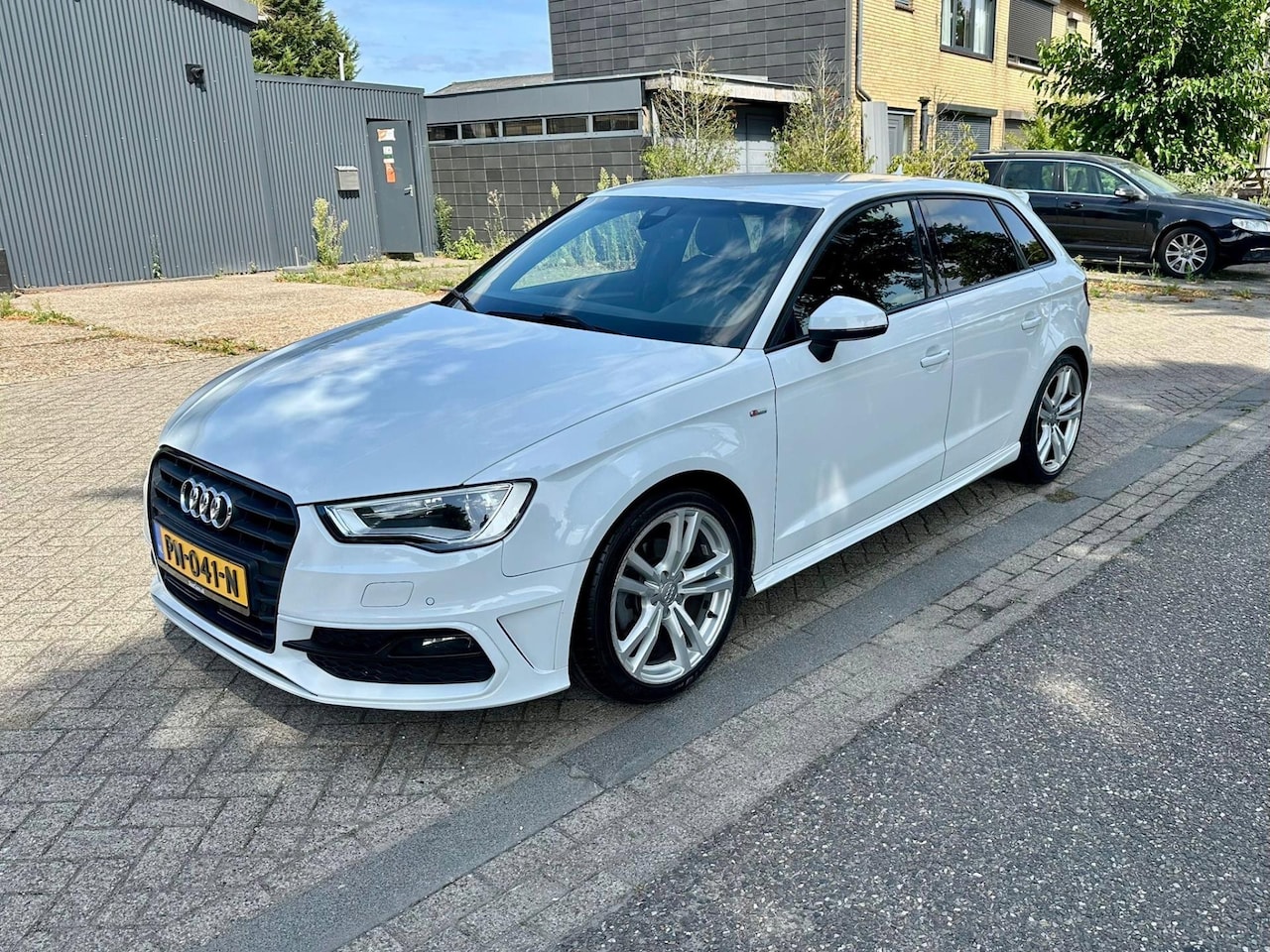 Audi A3 Sportback - 2.0 TDI Ambiente Pro Line plus 2.0 TDI Ambiente Pro Line plus - AutoWereld.nl