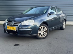 Volkswagen Jetta - 1.6 Comfortline
