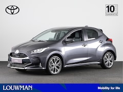 Toyota Yaris - 1.5 Hybrid 130 Executive *DEMO* | Stoelverwarming | Lederen bekleding | Parkeersensoren |