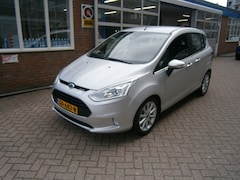 Ford B-Max - 1.6 TI-VCT Titanium Automaat , camera, navi, pdc v+a, verw. voo
