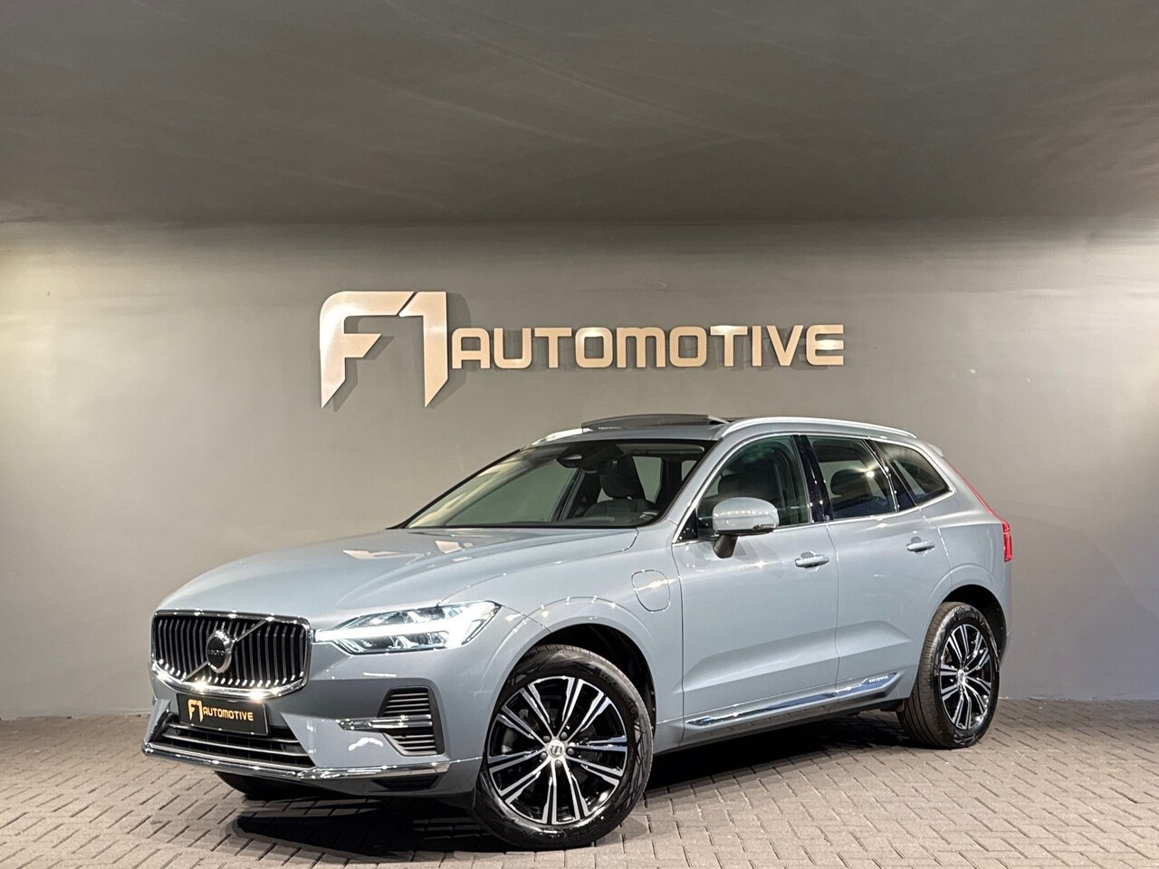 Volvo XC60 - 2.0 Recharge T6 AWD Inscription Pano|ACC|Keyless - AutoWereld.nl