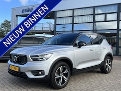 Volvo XC40 - 2.0 T4 Automaat 190 pk AWD R-Design Navigatie Trekhaak 2000 kg Panoramadak ACC Pilot Assis