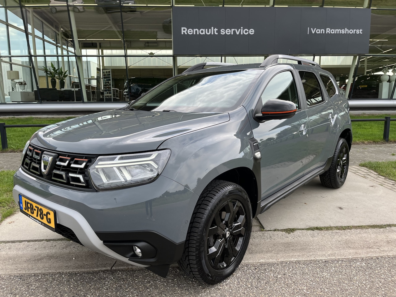 Dacia Duster - 1.5 dCi 4x4 4WD Prestige / Dealer onderhouden / Trekhaak. Trekgewicht 1.500 KG / 360' Came - AutoWereld.nl