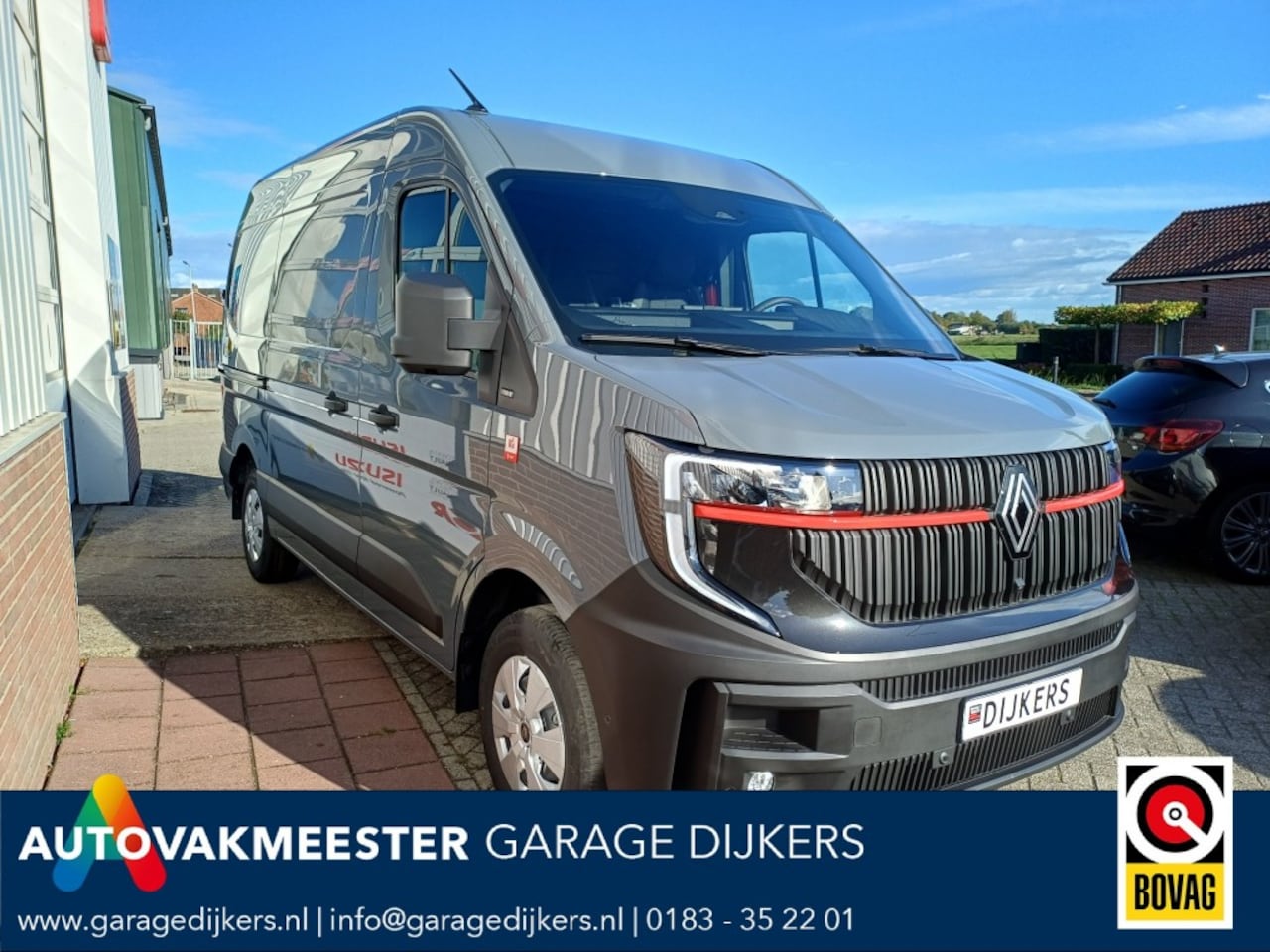 Renault Master - RED VAN 170 Pk Grey Urbain VOL BPM Vrij Camera PDC V+A Trekhaak - AutoWereld.nl