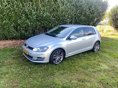 Volkswagen Golf - 7 met de betrouwbare 1.2 TSI Motor 6 VERSNELLINGEN