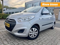 Hyundai i10 - 1.0 Black pack AIRCO NAVI TREKHAAK NAP APK 9-2026