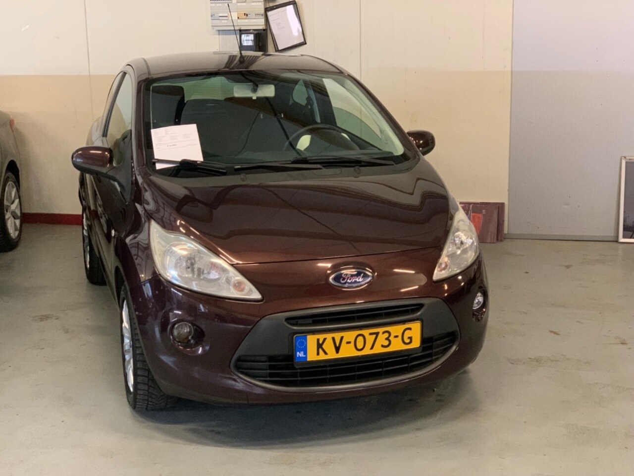 Ford Ka - 1.2 cool en sound  AIRCO  ZEER MOOIE KLEUR - AutoWereld.nl