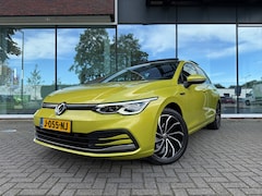 Volkswagen Golf - 1.5 eTSI Style - Automaat - Pano/schuifdak - Navi - Camera - Org.NL