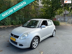 Suzuki Swift - 1.3 Shogun LEUKE AUTO RIJDT EN SCHAKELT GOED