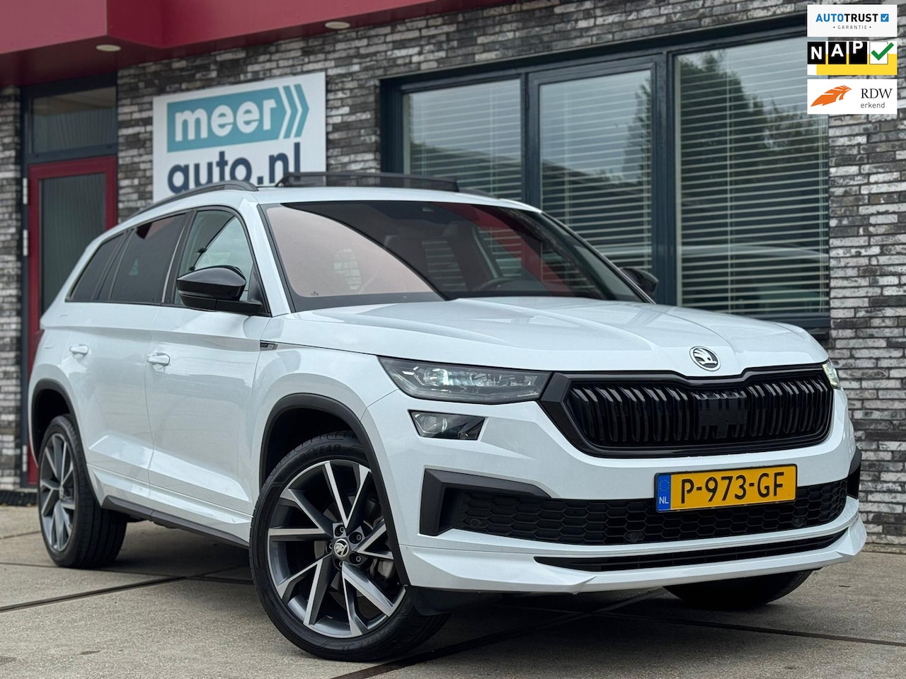 Skoda Kodiaq - 1.5 TSI Sportline DSG 7-pers. VIRTUAL l PANO l CANTON l KEYLESS l CAMERA l ADAPT.CRUISE l - AutoWereld.nl