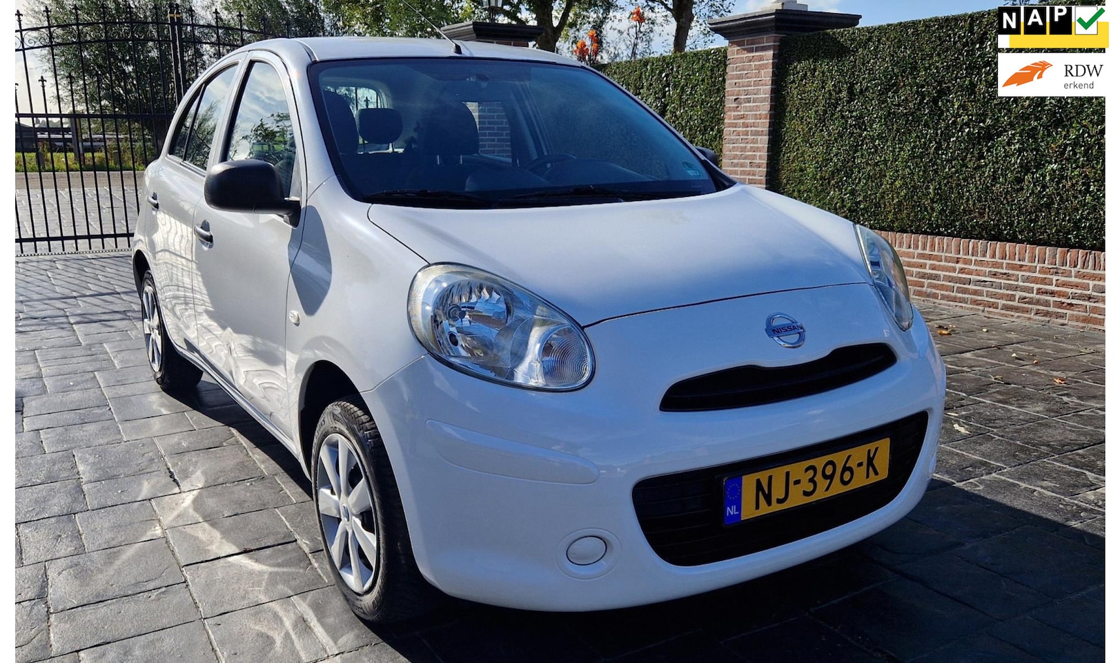 Nissan Micra - 1.2 Visia Pack Automaat 5 drs Airco CV 2e APK - AutoWereld.nl