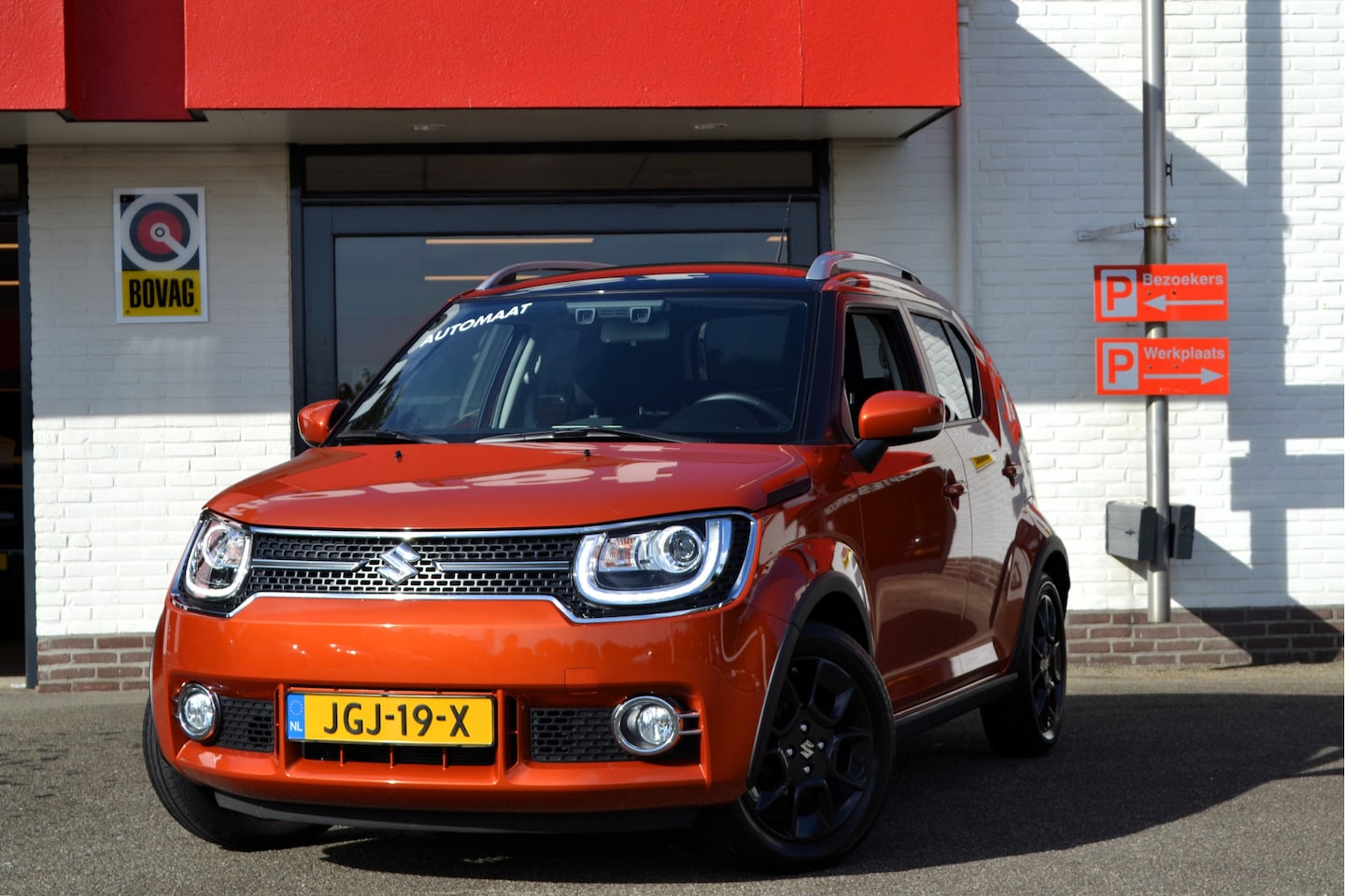 Suzuki Ignis - 1.2 Stijl 1.2 Stijl, Automaat, Navi, Camera, Clima, Cruise, Pdc, etc 27.000 km ! - AutoWereld.nl