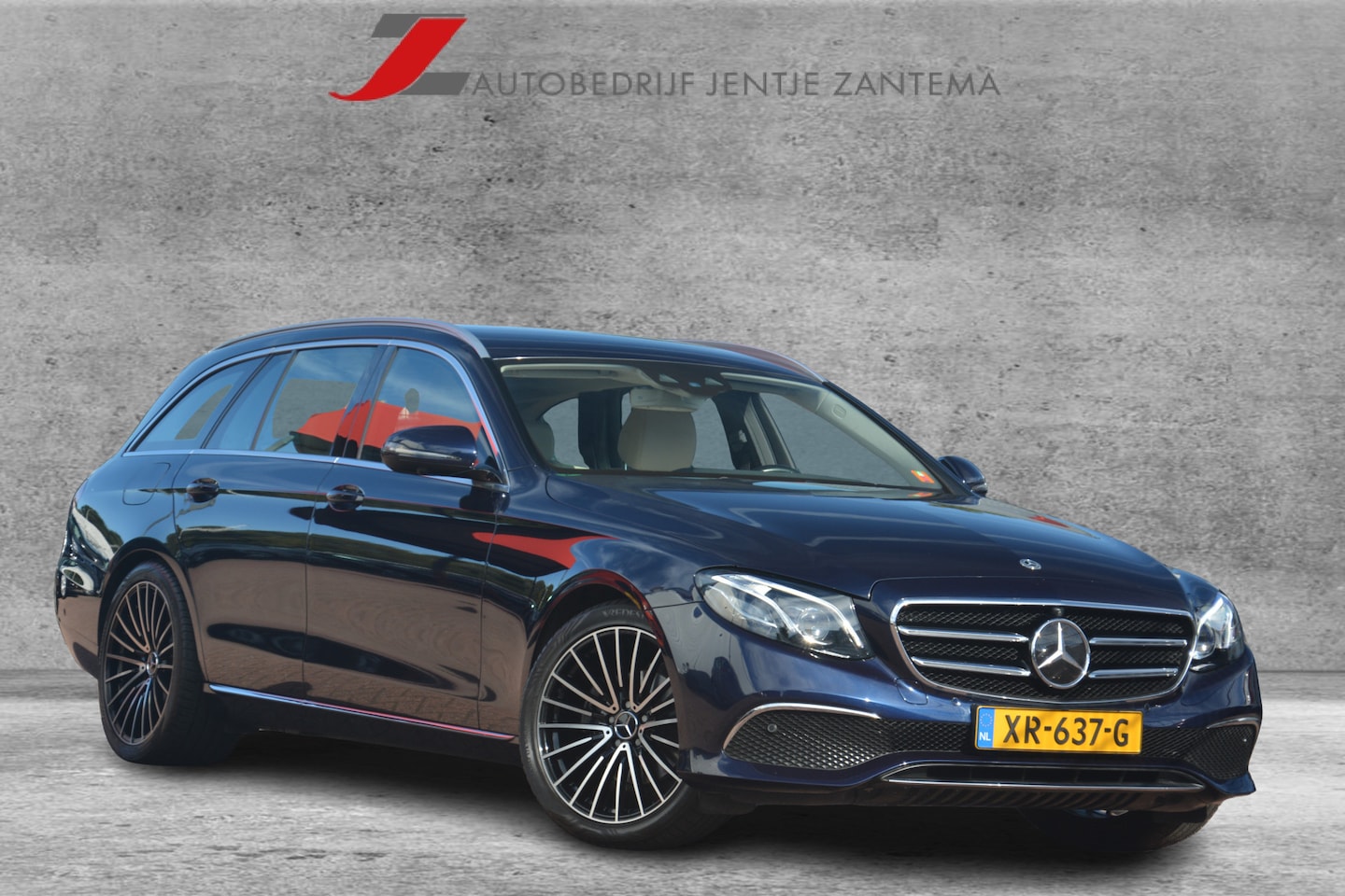 Mercedes-Benz E-klasse Estate - 200 Business Solution | Navigatie | Widescreen | 360 camera | Sfeerverlichting | Memory se - AutoWereld.nl