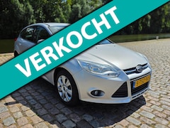 Ford Focus - 1.6 TI-VCT Trend Uniek km org nl auto airco elektrische ramen cv op afs