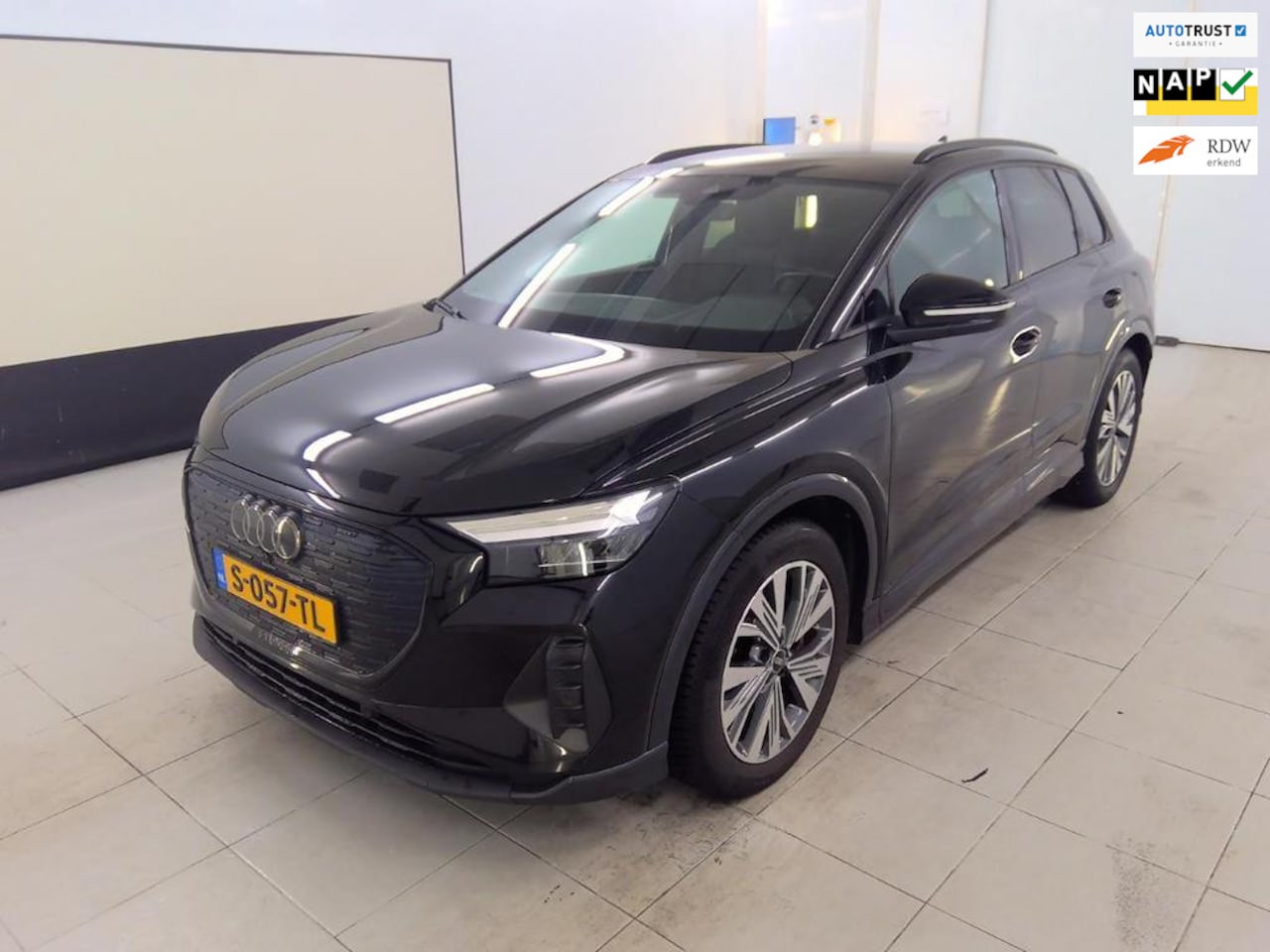 Audi Q4 e-tron - 40 S edition 77 kWh S-LINE l SONOS l RS-ZETELS l KEYLESS l MATRIX l COMFORT l SFEER - AutoWereld.nl