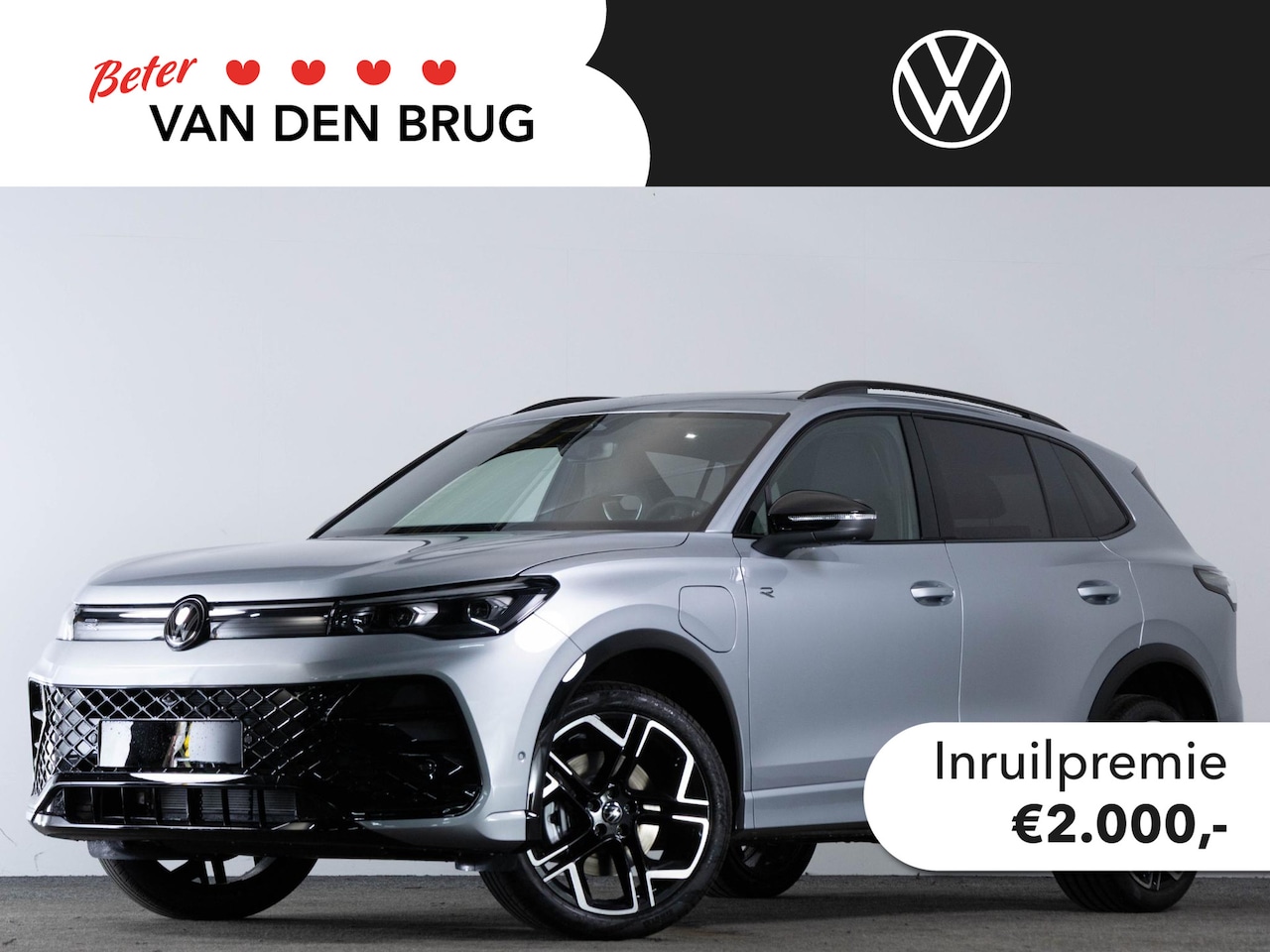 Volkswagen Tiguan - R-Line-Edition 1.5 eHybrid 150 kW / 204 pk SUV 6 v Trekhaak | Assistance Pakket Plus | Bla - AutoWereld.nl
