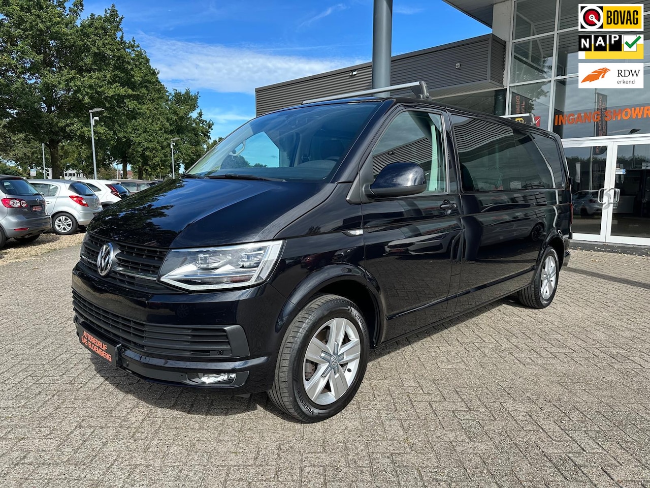 Volkswagen Transporter - 2.0 TDI L2H1 DC Highline 2.0 TDI L2H1 DC Highline,Schuifdeur, Automaat, Cruise, Navi, Trekhaak, Led - AutoWereld.nl