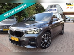 BMW X1 - XDrive25e M-SPORT HYBRID CRUISE/NAVI/AIRCO-ECC/TREKH/CAMERA/LEDER/XENON/HEAD-UP/BLUETOOTH/