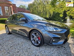 Ford Focus - 1.0 EcoBoost Hybrid ST Line X Business