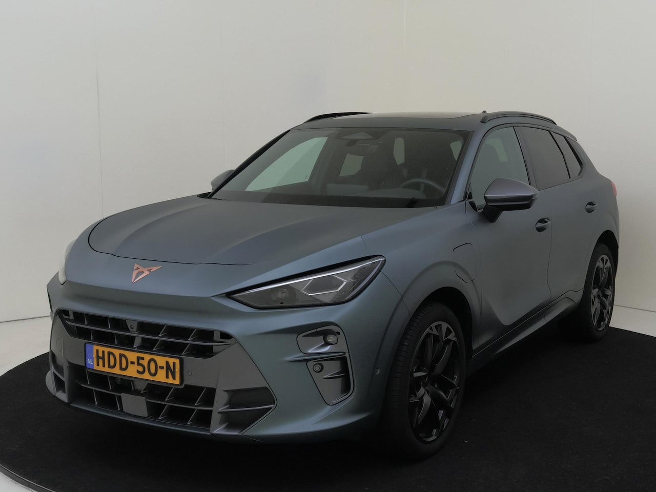 CUPRA Terramar - 1.5 TSI e-Hybrid VZ America s CUP | Panoramadak | Sennheiser audio | Matte lak | Head-up d - AutoWereld.nl