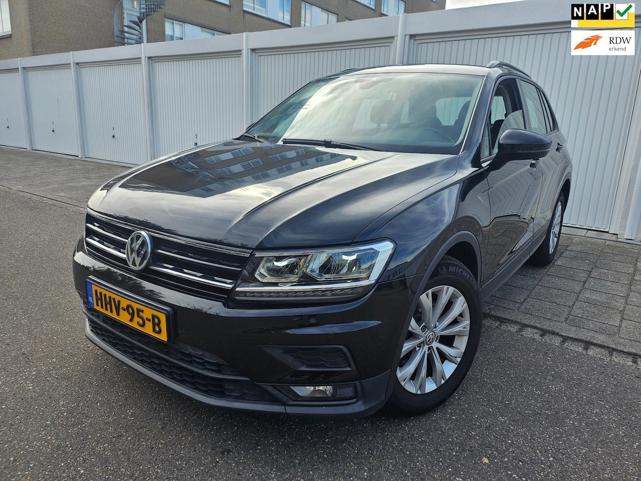 Volkswagen Tiguan - 1.4 TSI ACT Highline* Automaat* Stoelverw* - AutoWereld.nl