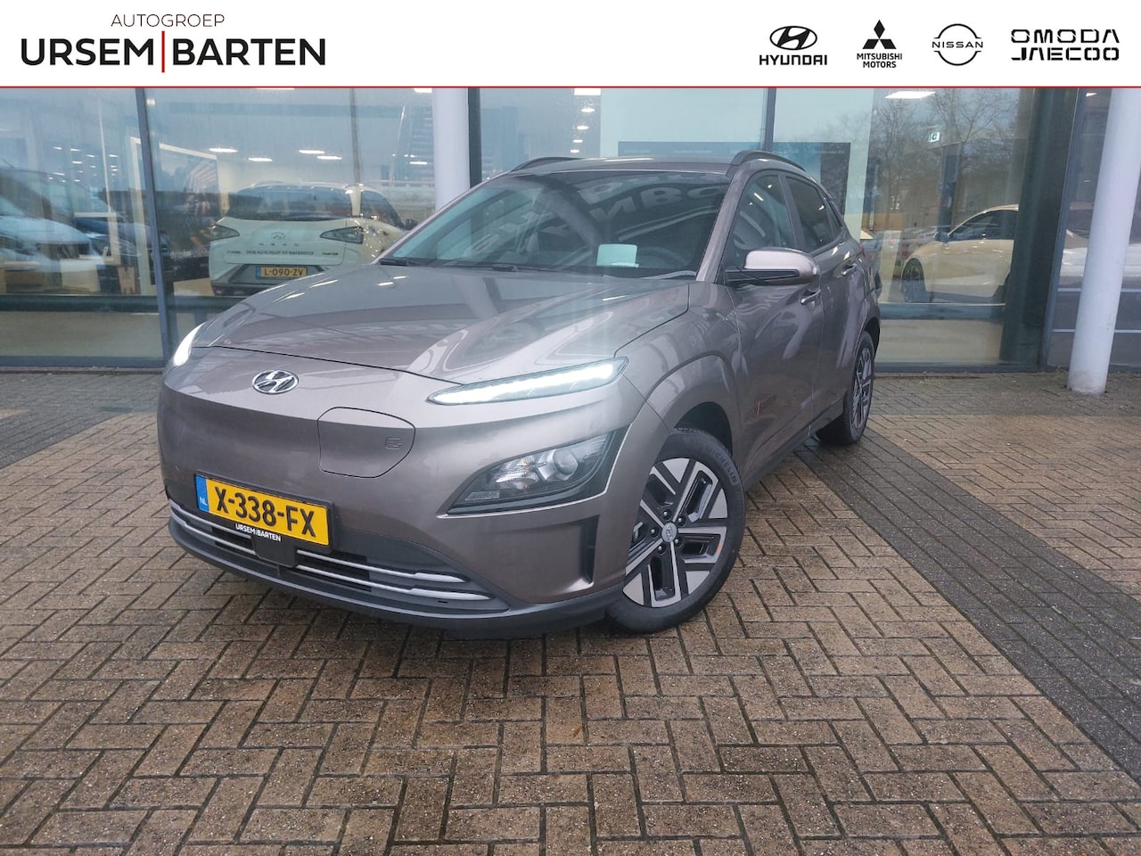 Hyundai Kona Electric - EV Fashion 64 kWh | Head Up Display | Navigatie | Achteruitrijcamera - AutoWereld.nl