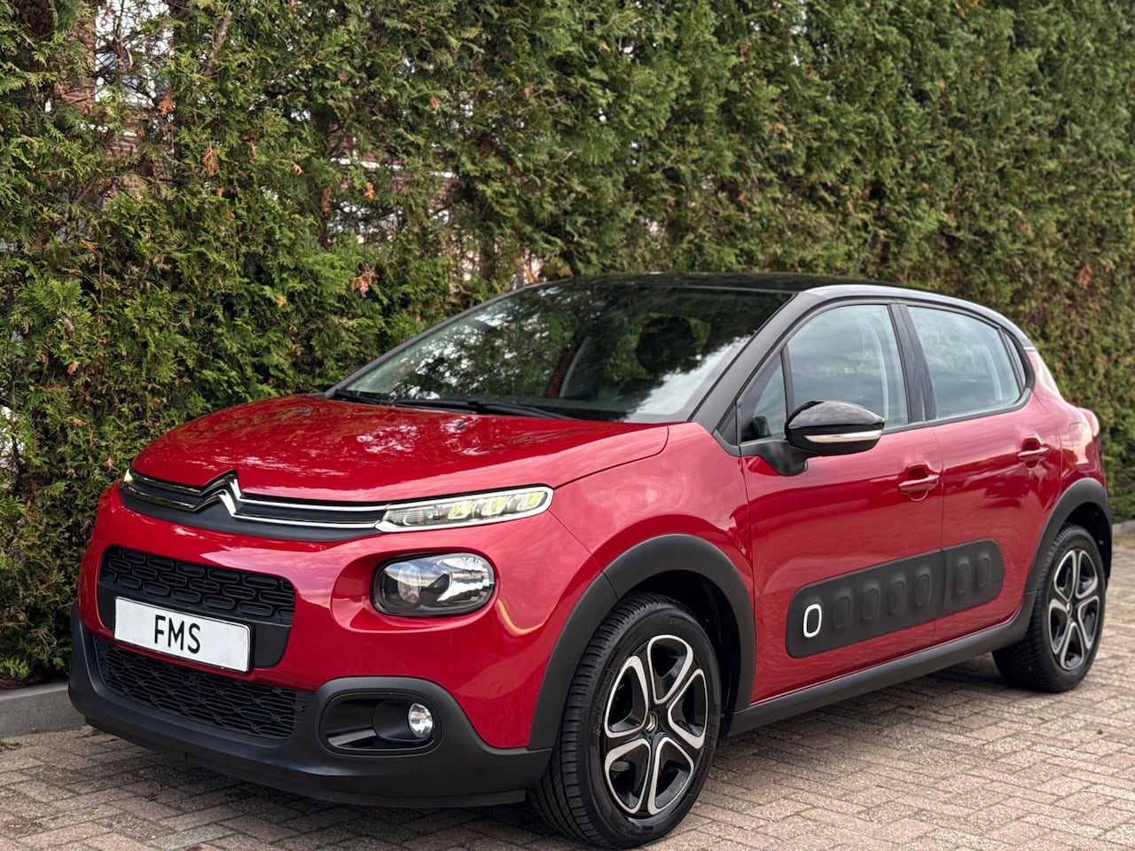 Citroën C3 - 1.2 PureTech S&S Shine CarPlay - AutoWereld.nl
