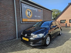 Volkswagen Golf - 1.6 TDI Highline BlueMotion
