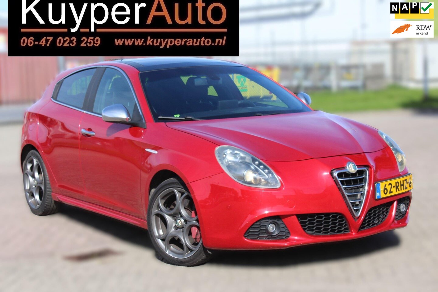 Alfa Romeo Giulietta - 1.4 T Distinctive automaat half leder pano navi clima - AutoWereld.nl