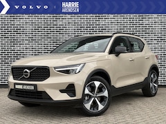 Volvo XC40 - 2.0 B4 Plus Dark | Trekhaak | Adaptive cruise control | Voorruitverwarming | Dode hoek det