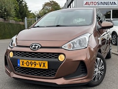 Hyundai i10 - 1.0i Comfort 5p. Stoel & Stuurverwarming Cruise