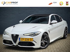 Alfa Romeo Giulia - 2.9 V6 Quadrifoglio / CARBON DAK / ADAPT. CRUISE / KERAMISCH /